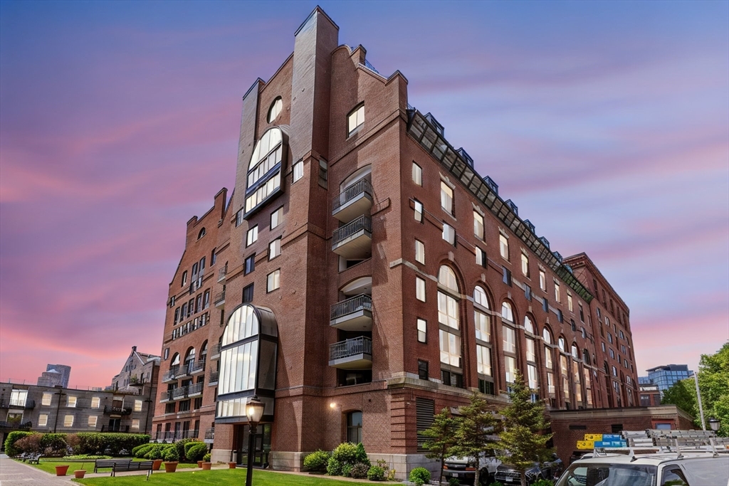 357 Commercial Street, Unit 219 Boston, MA 02109 - Photo 6 of 42