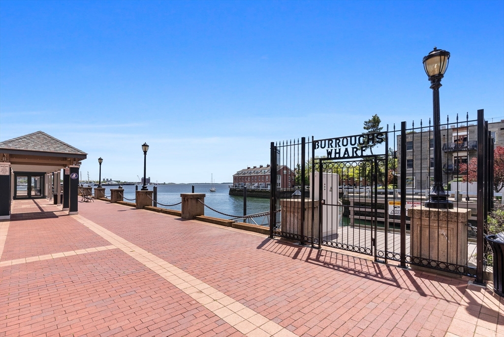 357 Commercial Street, Unit 219 Boston, MA 02109 - Photo 10 of 42