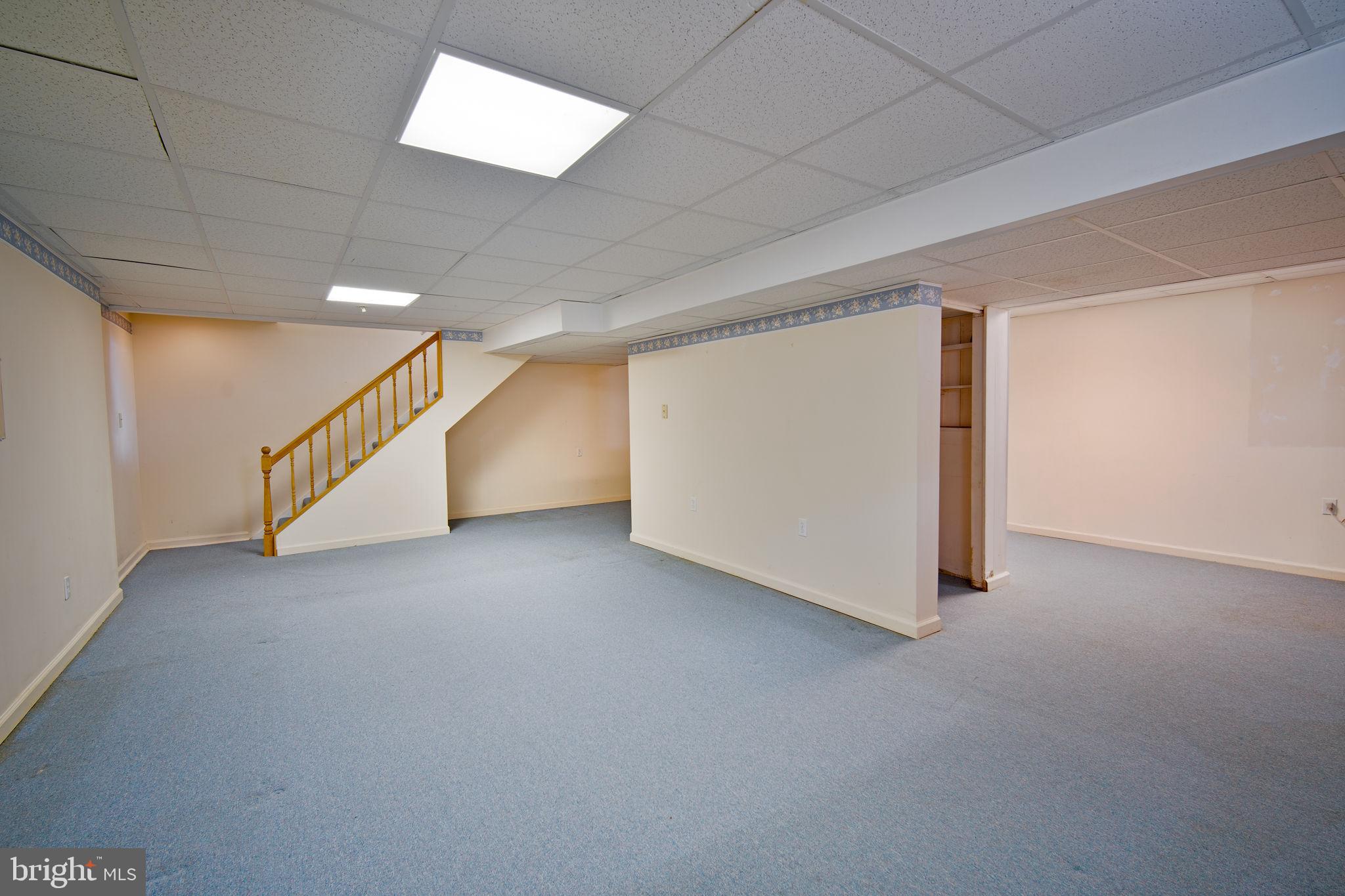 29 Bastille Loop Newark, DE 19702 - Photo 24 of 34 a view of an empty room with a window