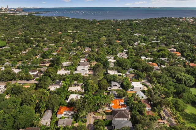 a view of a large building