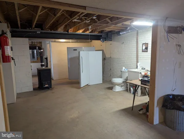 $899,000 | 1537 Hidden Valley Road, Franklin, WV 26807