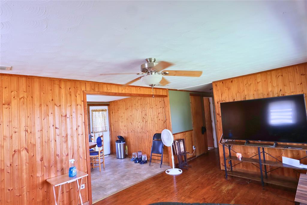 380 VZ County Road Ben Wheeler, TX 75754 - Photo 6 of 10