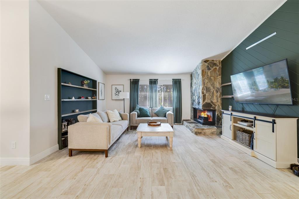 2336 Wekiva Ridge Road Apopka, FL 32712 - Photo 3 of 20