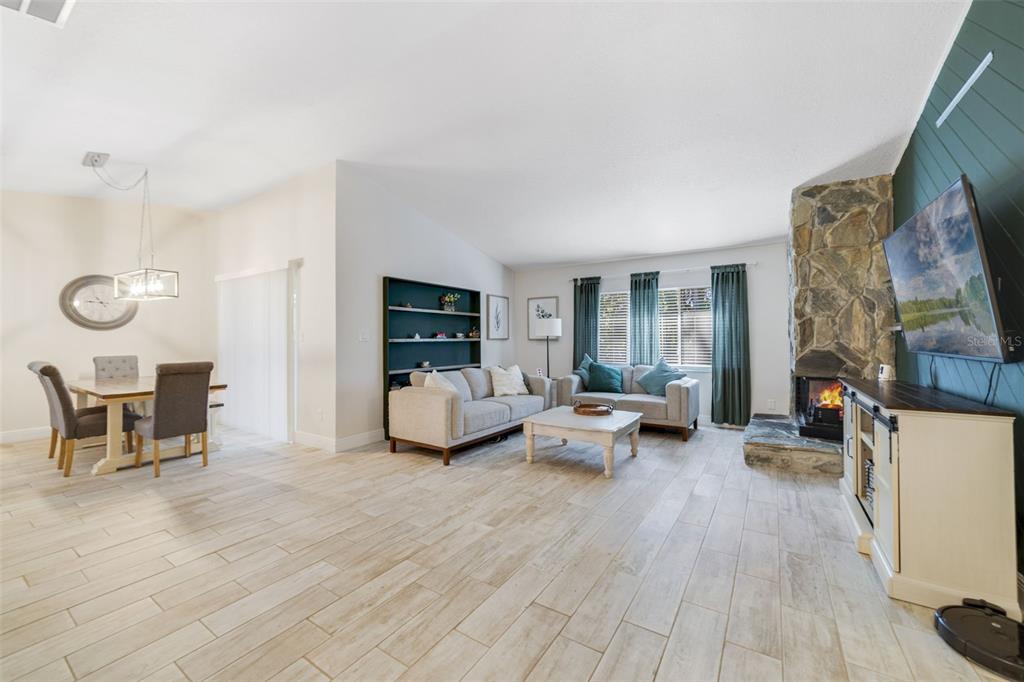 2336 Wekiva Ridge Road Apopka, FL 32712 - Photo 4 of 20