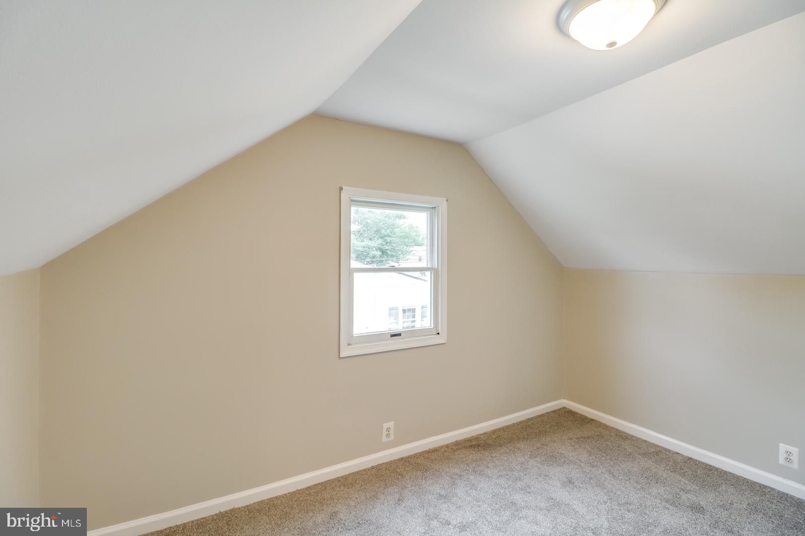 124 Upland Road Brookhaven, PA 19015 - Photo 17 of 28 Gallery Image 17