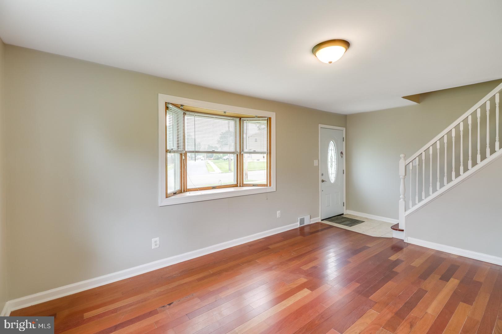 124 Upland Road Brookhaven, PA 19015 - Photo 5 of 28 Gallery Image 5