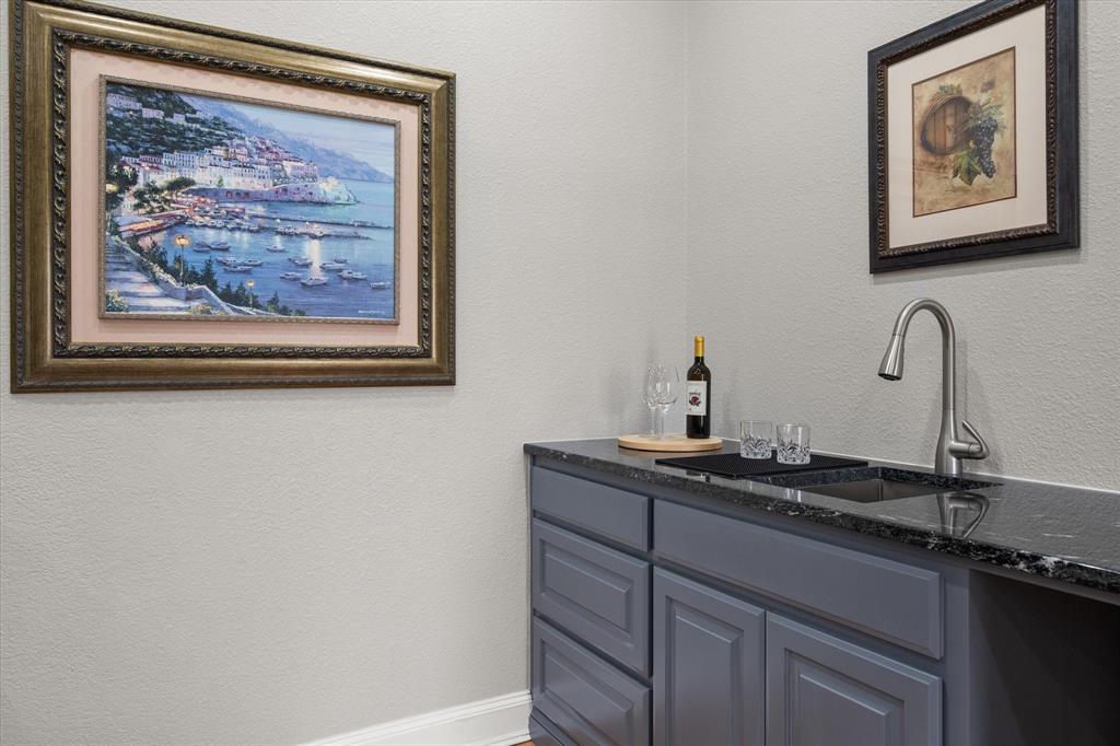 1765 North Mockingbird Lane Midlothian, TX 76065 - Photo 14 of 40