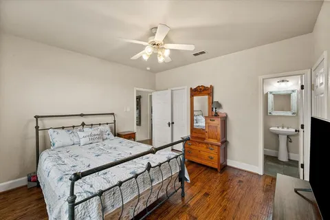 $1,200,000 | 1765 North Mockingbird Lane, Midlothian, TX 76065