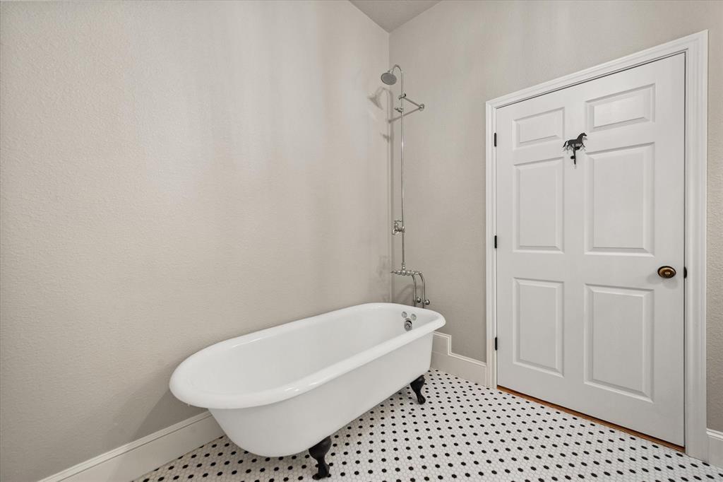 1765 North Mockingbird Lane Midlothian, TX 76065 - Photo 27 of 40