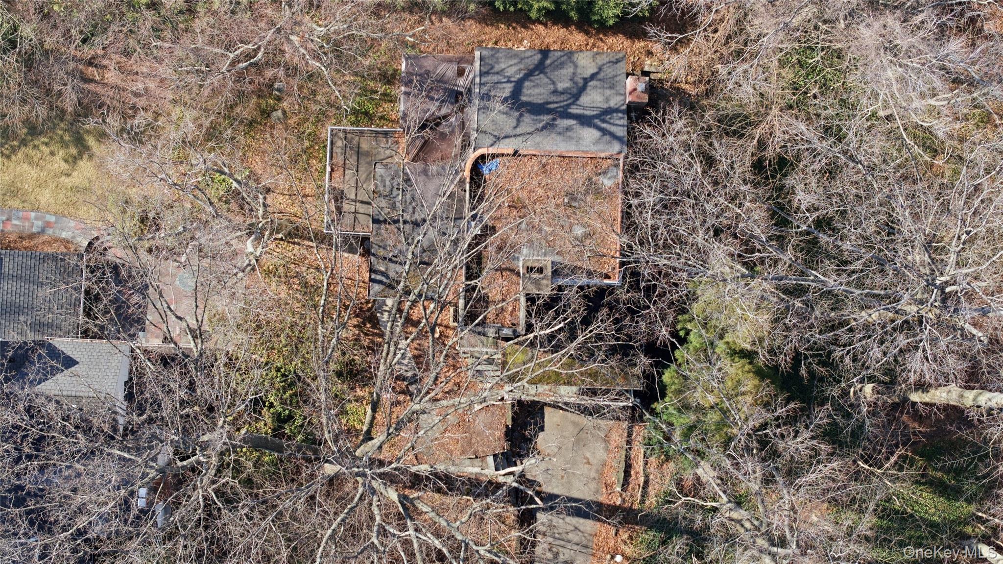 150 Burkewood Road Mount Vernon, NY 10552 - Photo 11 of 16 a aerial view of a house with yard