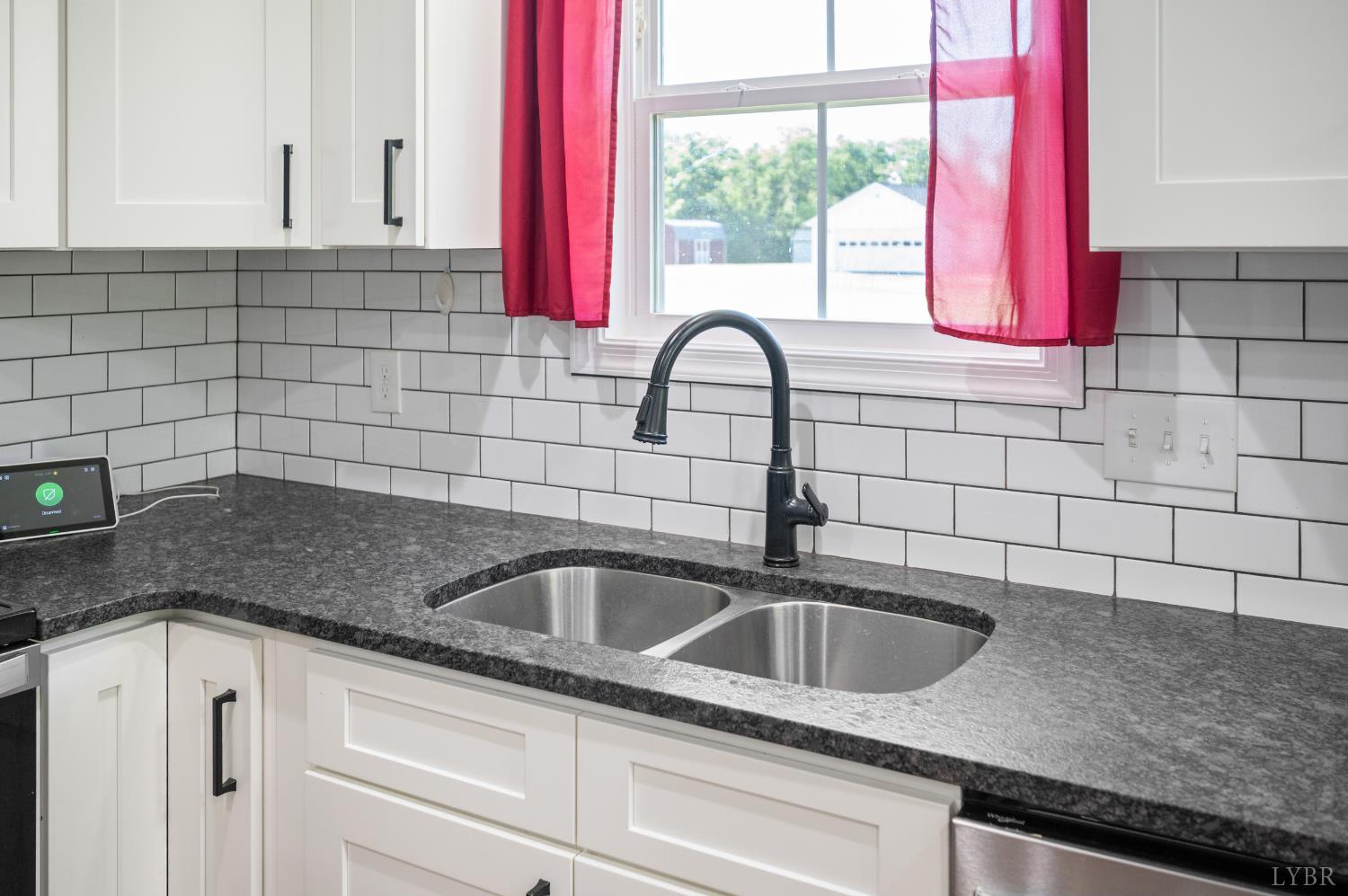 129 Ned Brown Road Amherst, VA 24521 - Photo 9 of 50
