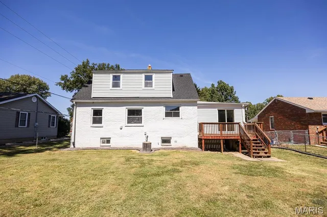 $185,000 | 749 East Woodland Drive, East Alton, IL 62024