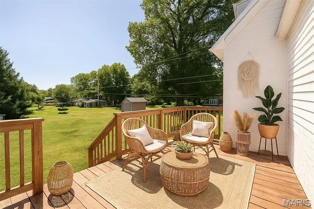 $185,000 | 749 East Woodland Drive, East Alton, IL 62024