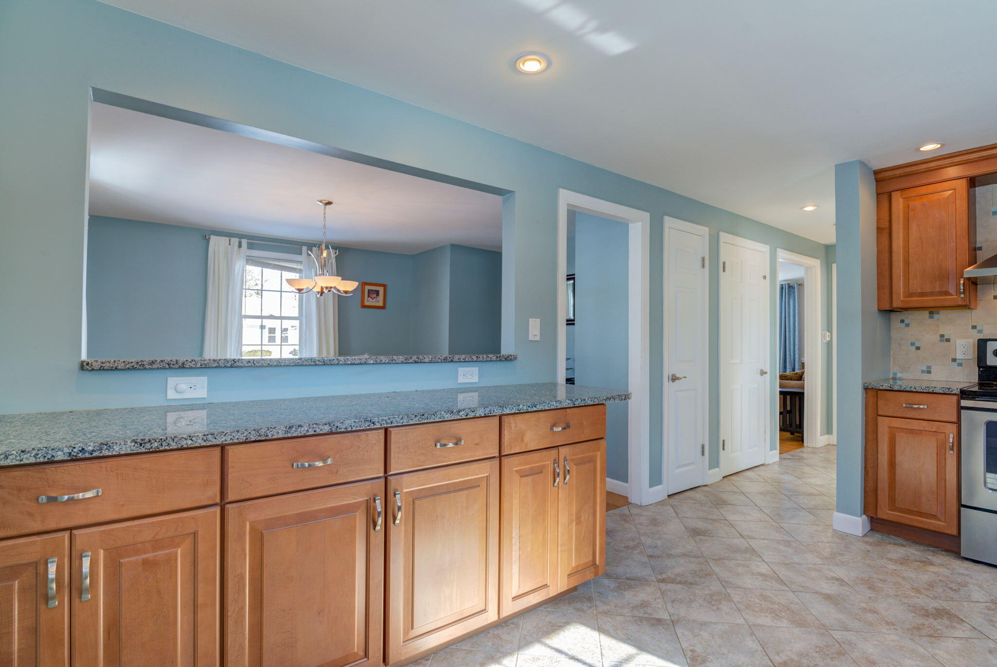 61 Alpine Road Portland, ME 04103 - Photo 13 of 37 15-web-or-mls-Pic#-15