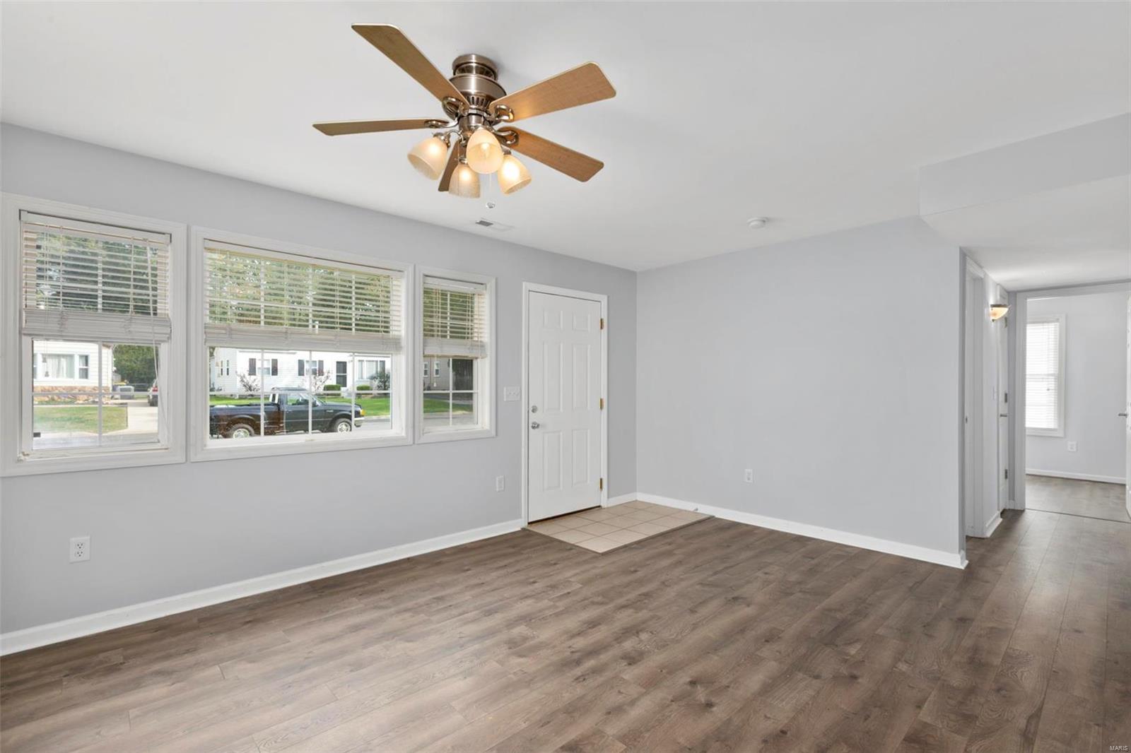 11018 St Raphael Lane St. Ann, MO 63074 - Photo 5 of 27 Gallery Image 5