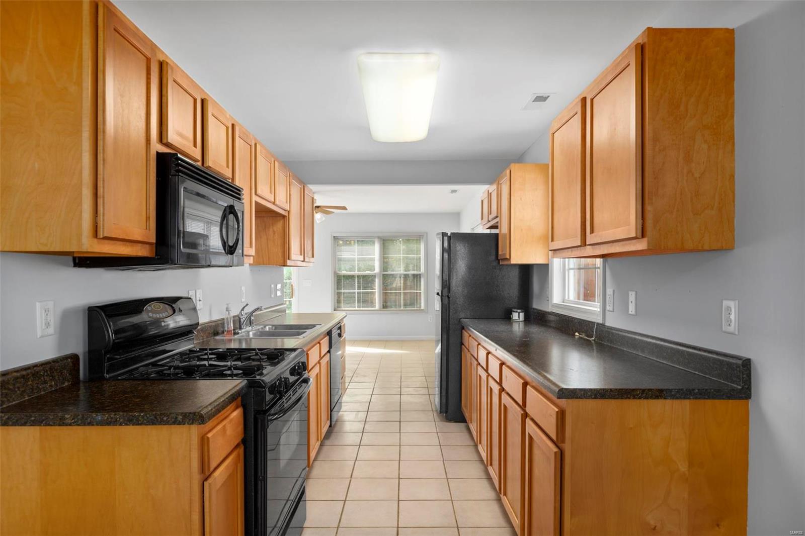 11018 St Raphael Lane St. Ann, MO 63074 - Photo 7 of 27 Gallery Image 7
