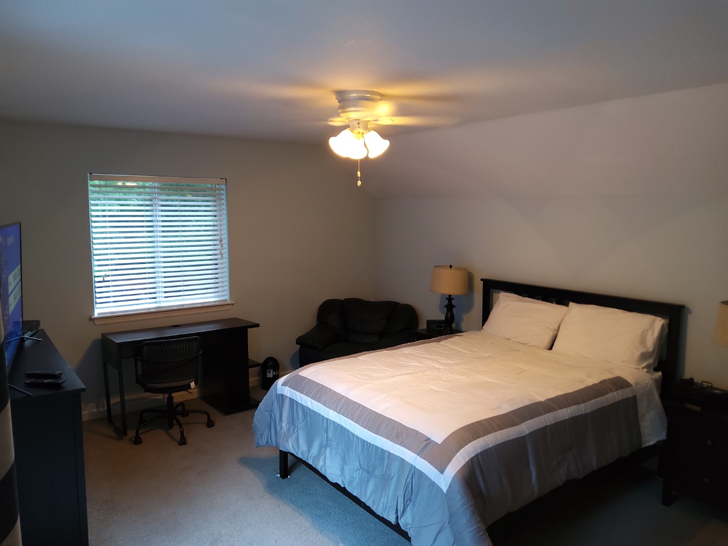 1616 Millstone Road Sag Harbor, NY 11963 - Photo 16 of 40