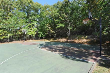 1616 Millstone Road Sag Harbor, NY 11963 - Photo 6 of 40