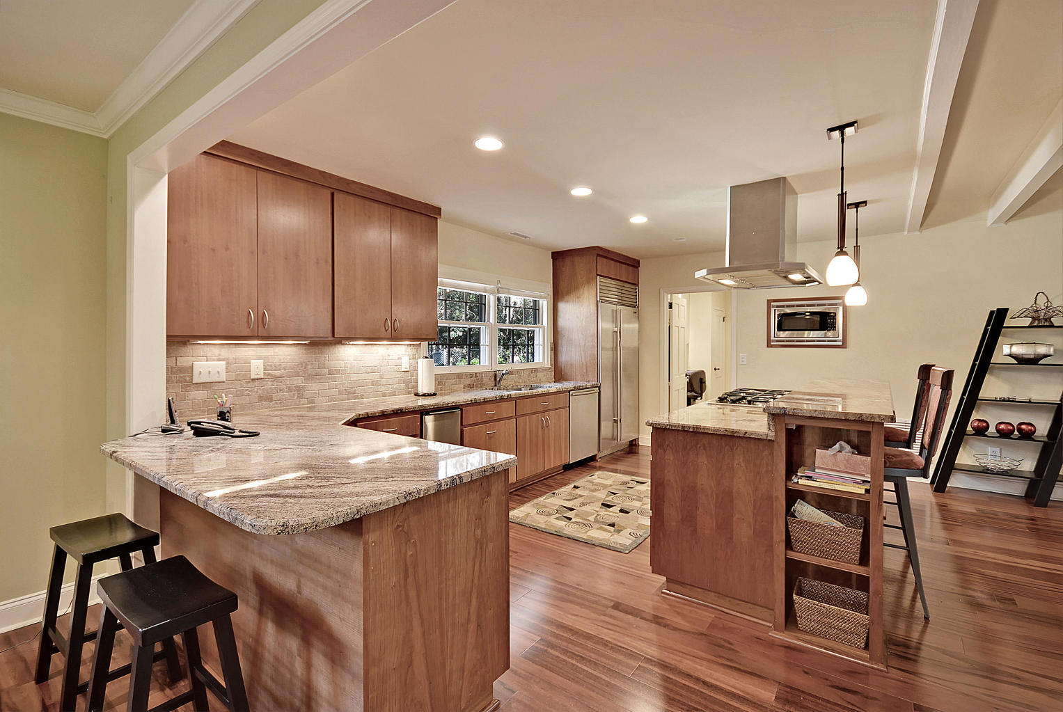24 Broughton Road Charleston, SC 29407 - Photo 14 of 48 kitchen2