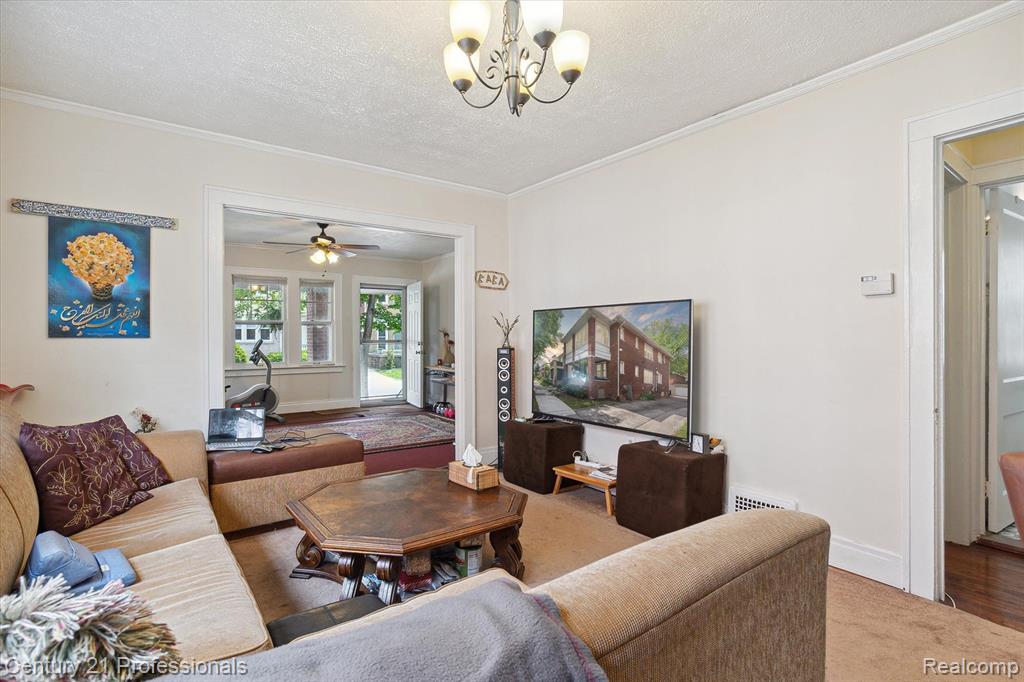 949 Nottingham Road Grosse Pointe Park, MI 48230 - Photo 13 of 56