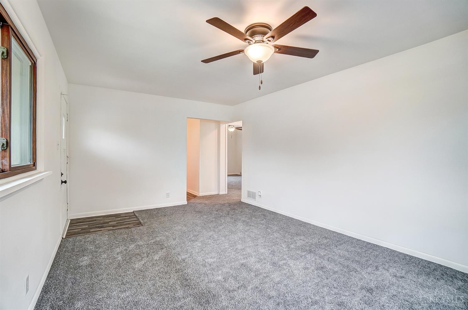 111 Burton Road Middletown, OH 45044 - Photo 6 of 34 Gallery Image 6