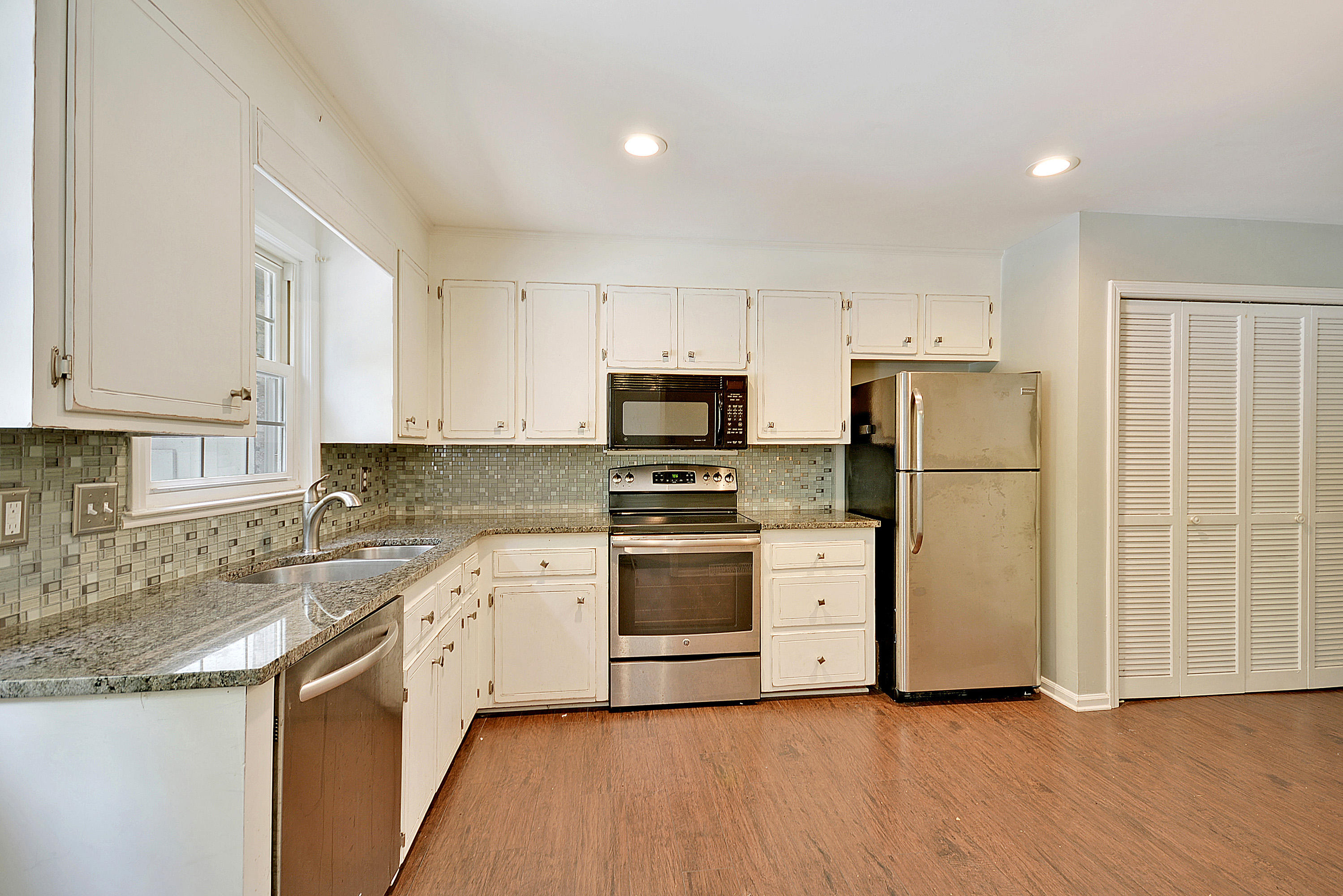1146 Rosemead Road Mount Pleasant, SC 29464 - Photo 12 of 28 DSC_0801_DSC_0804 copy