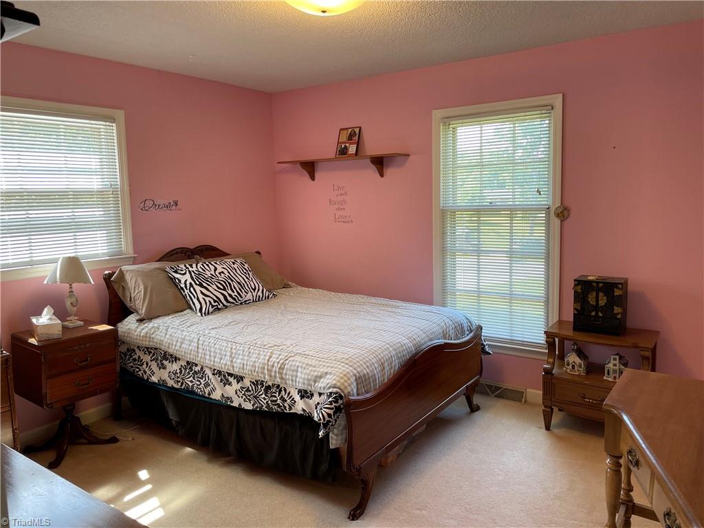 601 Drumheller Road Clemmons, NC 27012 - Photo 11 of 46 Gallery Image 11