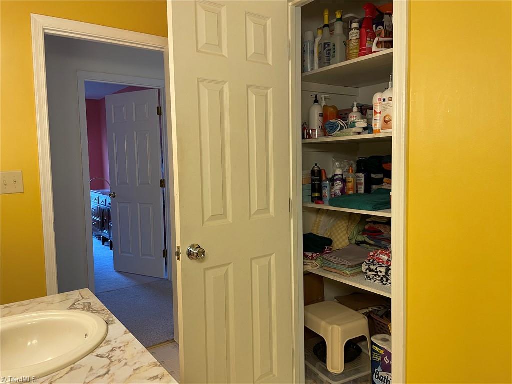 601 Drumheller Road Clemmons, NC 27012 - Photo 15 of 46 Gallery Image 15