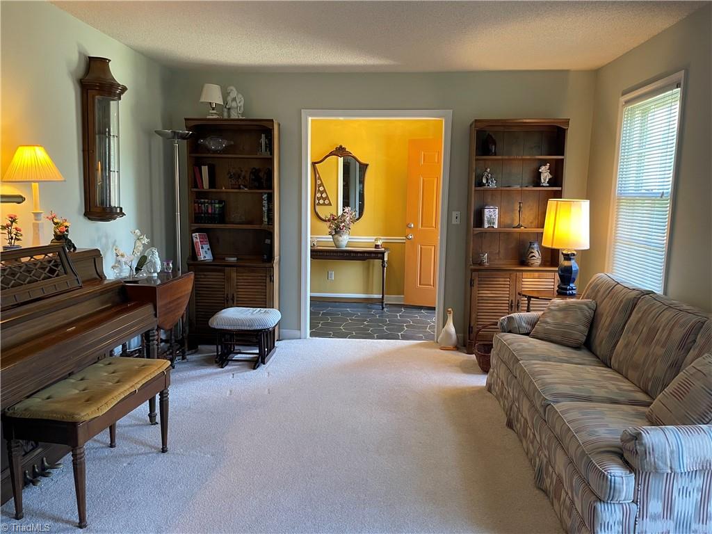 601 Drumheller Road Clemmons, NC 27012 - Photo 4 of 46 Gallery Image 4