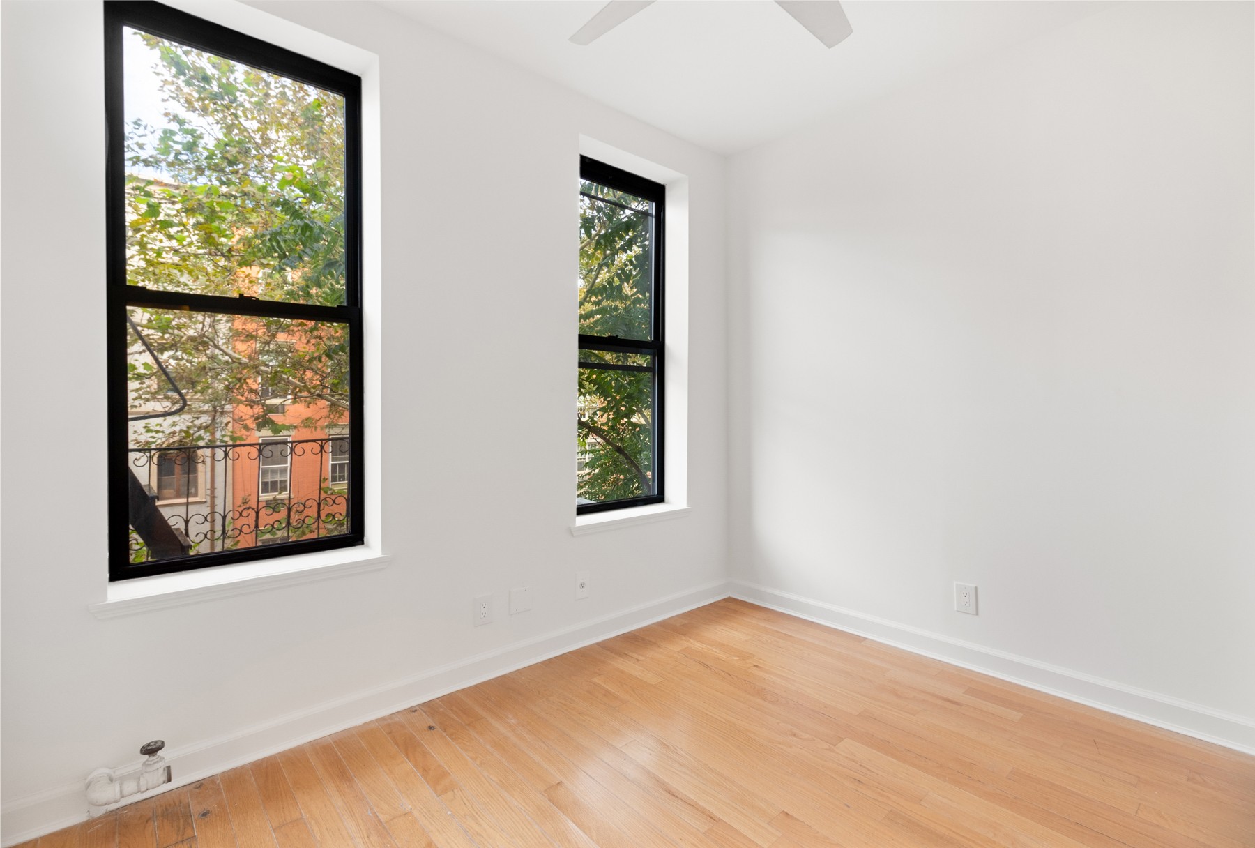 58 St Marks Place, Unit 8 Manhattan, NY 10003 - Photo 6 of 10 Photo 6