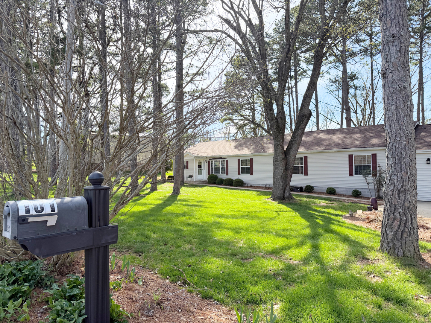 101 Azalea Lane Makanda, IL 62958 - Photo 1 of 37