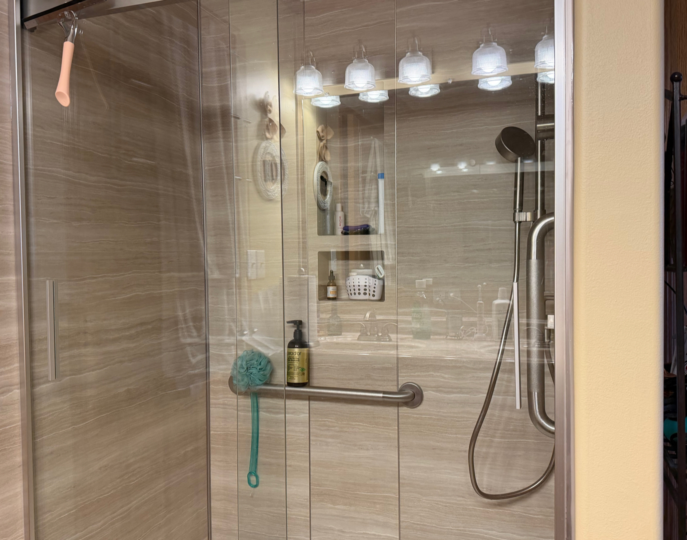 101 Azalea Lane Makanda, IL 62958 - Photo 13 of 37