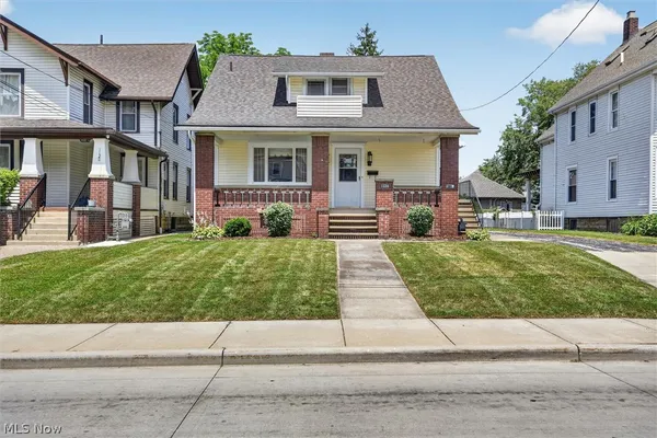 $264,500 | 1124 West 6th Street, Lorain, OH 44052