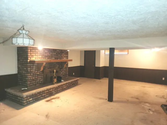 $193,000 | 71 Arquilla Drive East, Chicago Heights, IL 60411