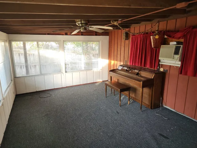 $175,000 | 71 Arquilla Drive East, Chicago Heights, IL 60411