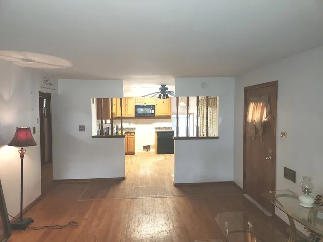 $193,000 | 71 Arquilla Drive East, Chicago Heights, IL 60411