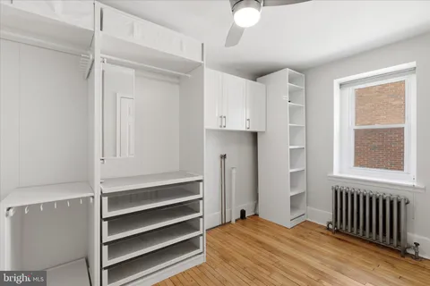 $575,000 | 272 East North Lane, Conshohocken, PA 19428
