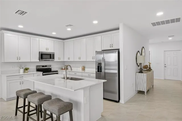 $324,990 | 234 Lakeside Breeze Way, Lehigh Acres, FL 33974