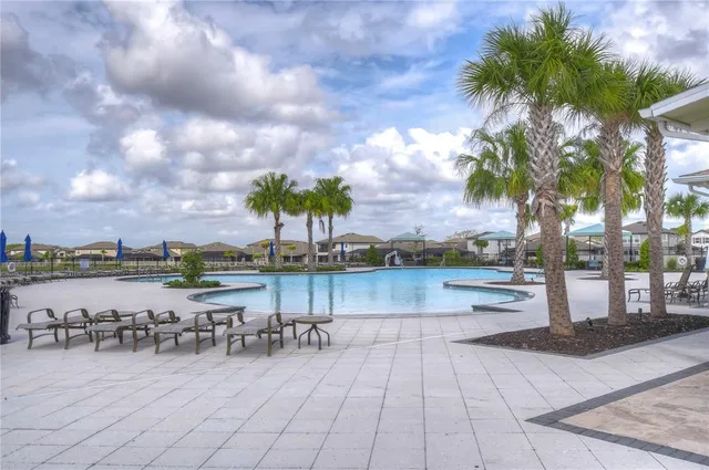 $550,000 | 10914 Green Harvest Dr., Riverview, FL 33578