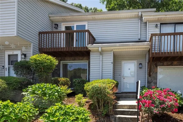 $264,900 | 9 Fairway Drive, Kennesaw, GA 30144