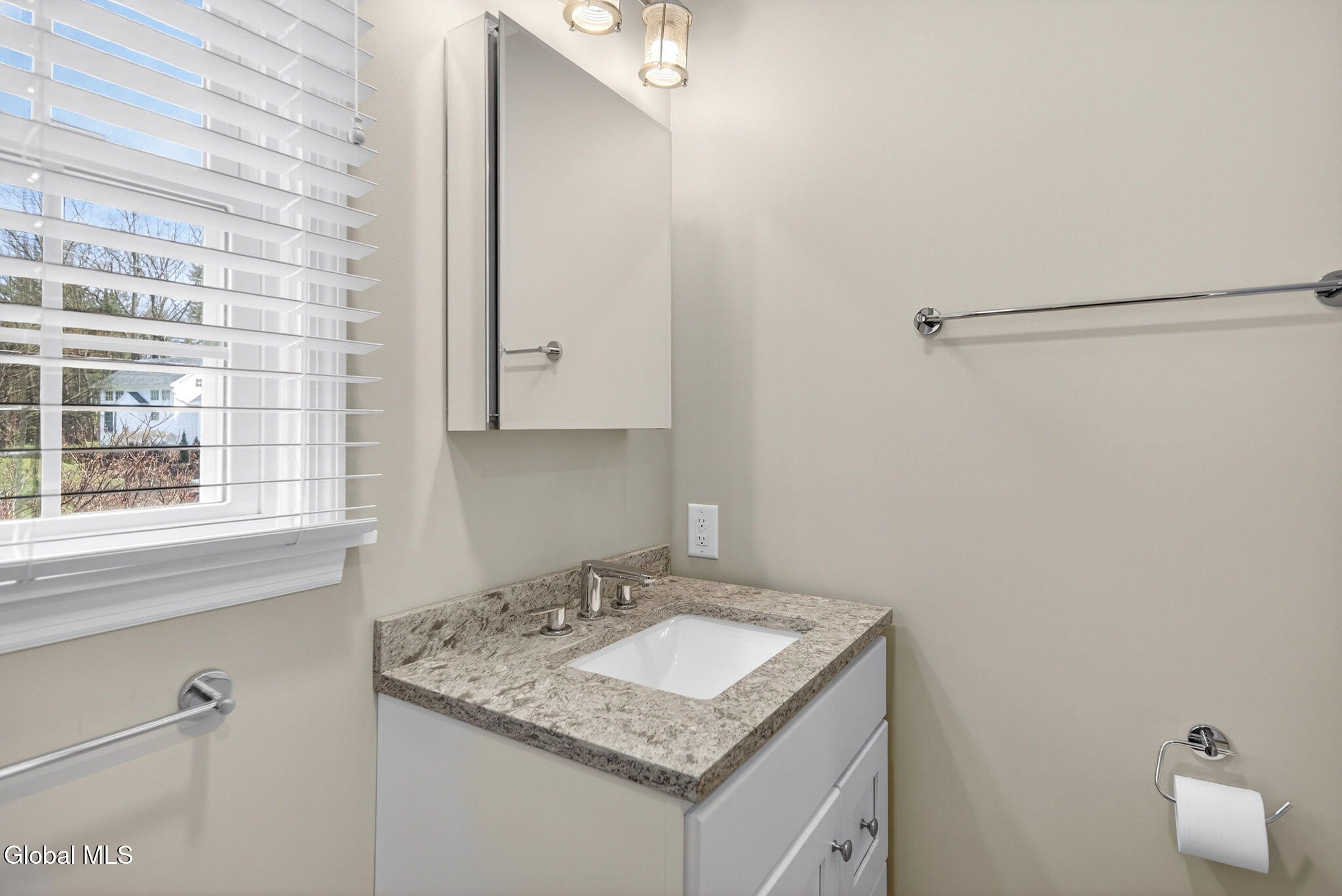 17 Tamarack Lane Colonie, NY 12309 - Photo 25 of 51 Interior 23