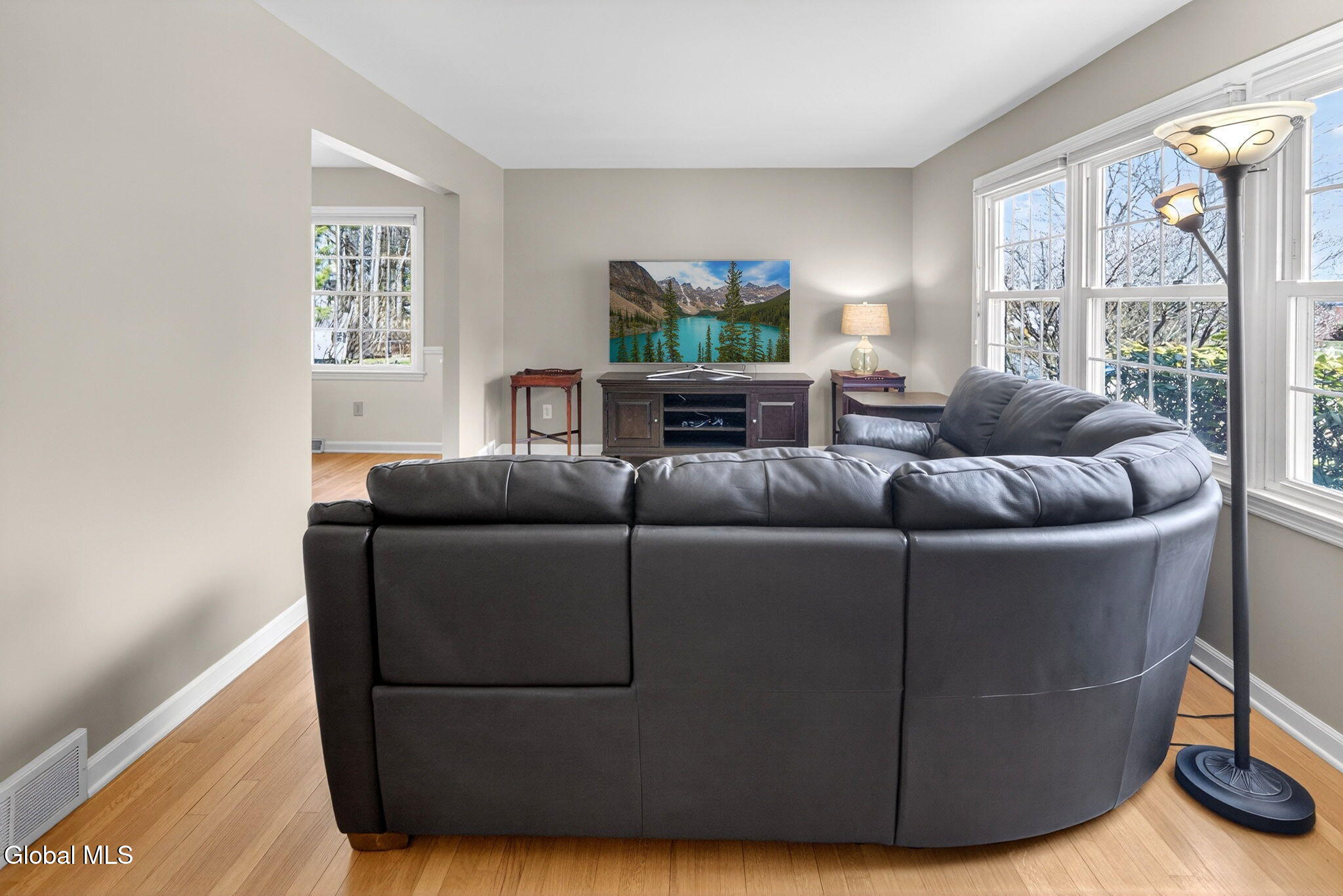 17 Tamarack Lane Colonie, NY 12309 - Photo 5 of 51 Interior 03