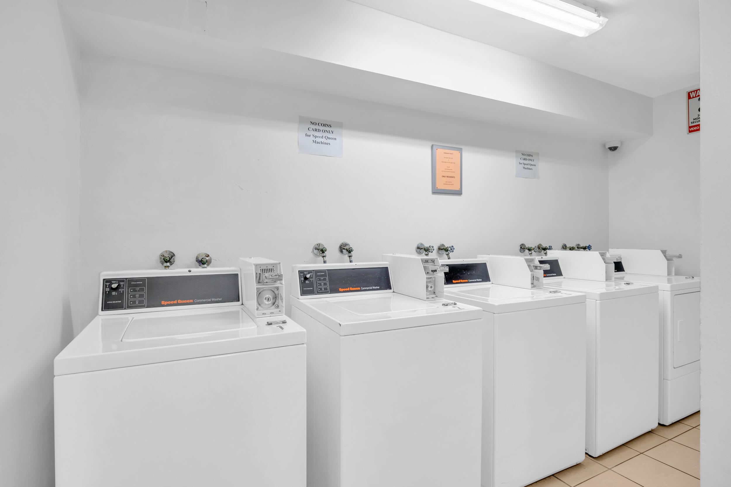 470 Northwest 20th Street, Unit 1050 Boca Raton, FL 33431 - Photo 24 of 28 a utility room with dryer and washer