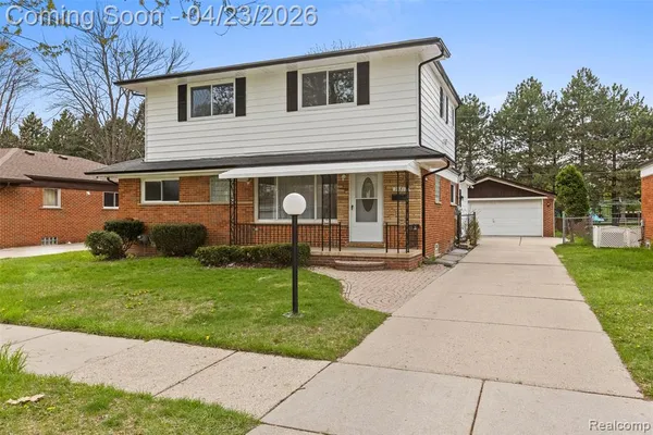 $339,900 | 25807 Audrey Avenue, Warren, MI 48091
