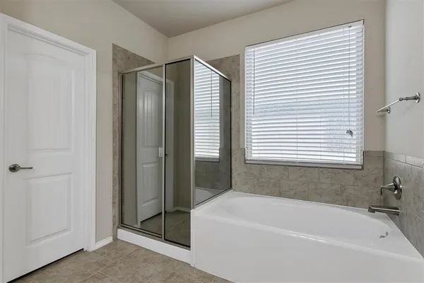 $2,795 | 11824 Kurth Drive, Frisco, TX 75036