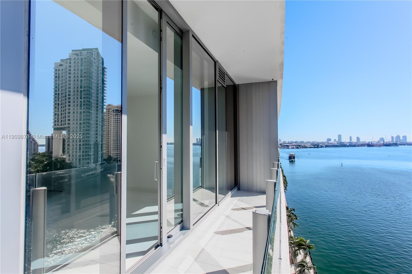 300 Biscayne Blvd Way, Unit 1003 Miami, FL 33131 - Photo 28 of 31