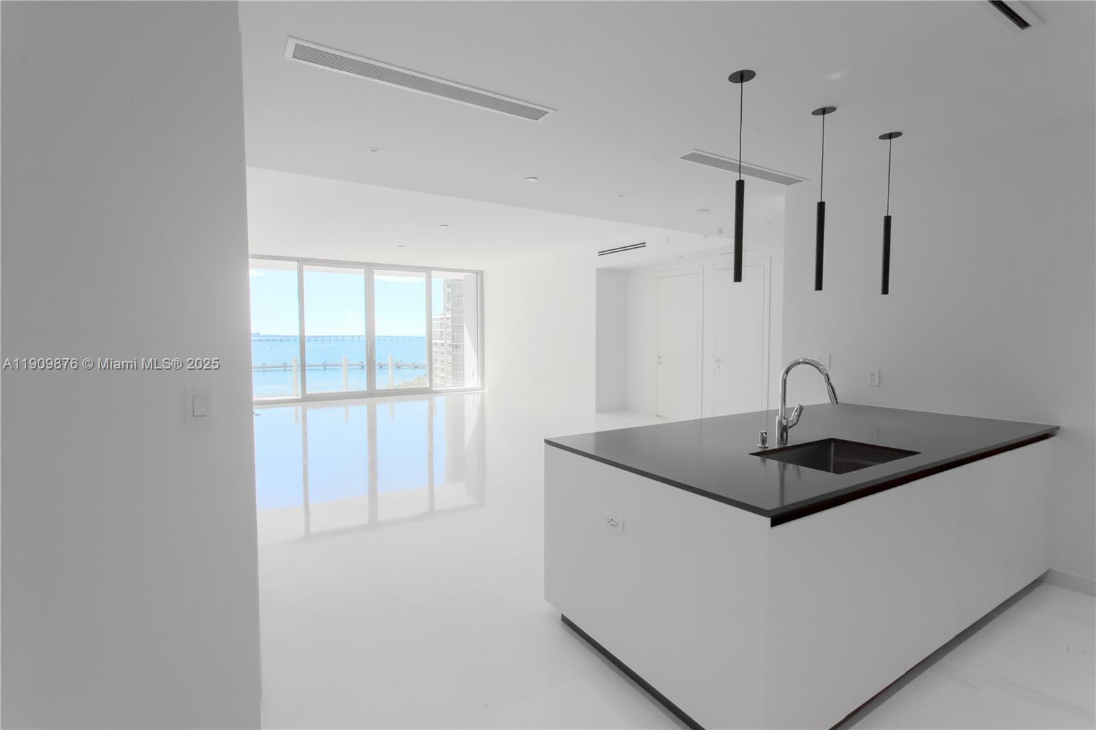 300 Biscayne Blvd Way, Unit 1003 Miami, FL 33131 - Photo 8 of 31