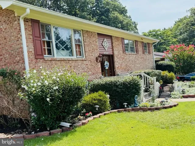 $549,000 | 6809 Glenwood Court, Glenn Dale, MD 20769