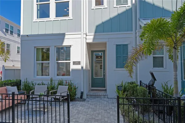 $4,250 | 2451 Mangum Court, Sarasota, FL 34237