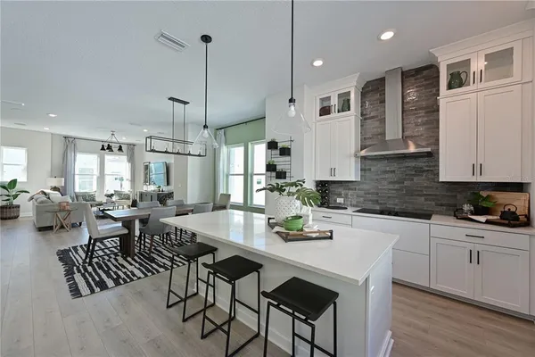 $4,250 | 2451 Mangum Court, Sarasota, FL 34237